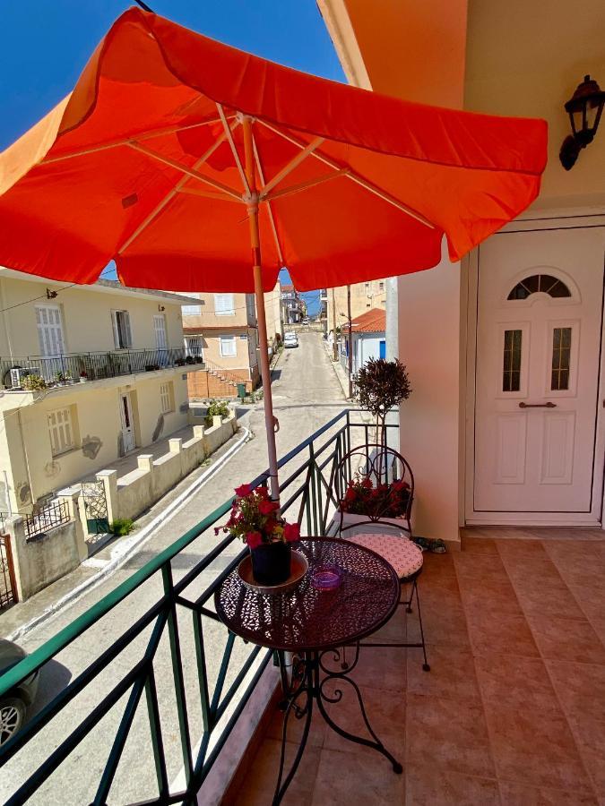 Gallery Apartments Lixouri Exterior foto